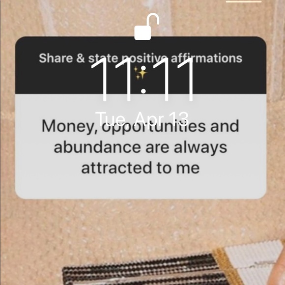 Meet your Posher, Aminata 🙋🏾‍♀️🦋❤️ - Picture 3 of 5